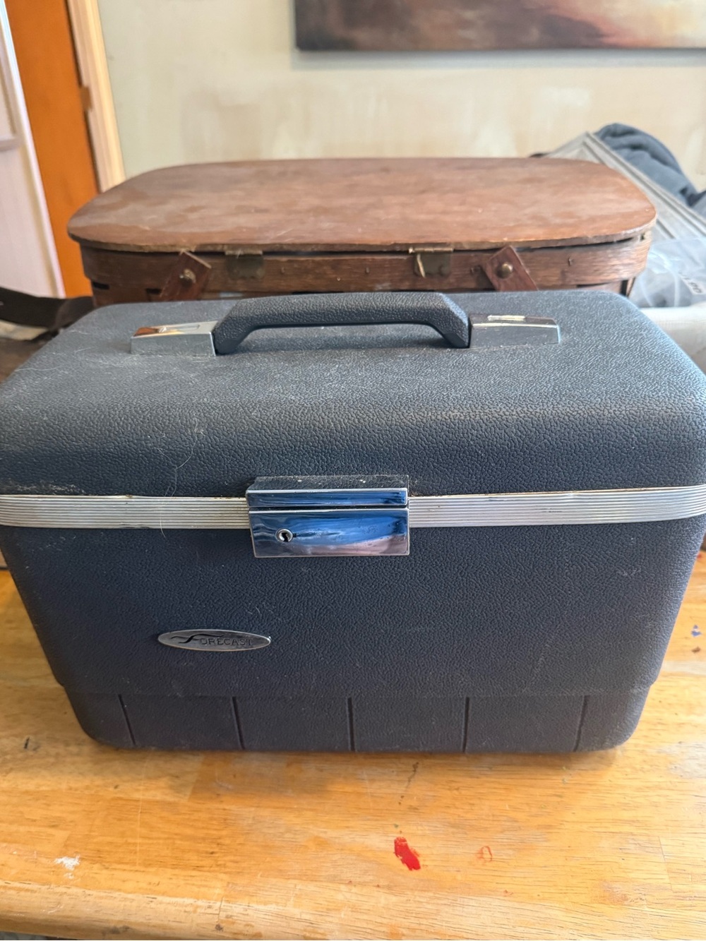 Vtg Forecast sears vintage blue silver Hard retro travel case makeup hard side